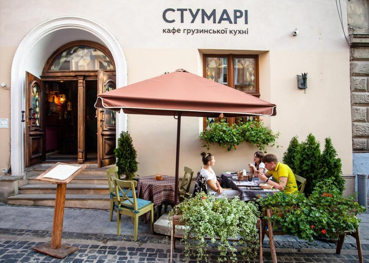 Reikartz Medievale Lviv Bagian luar foto